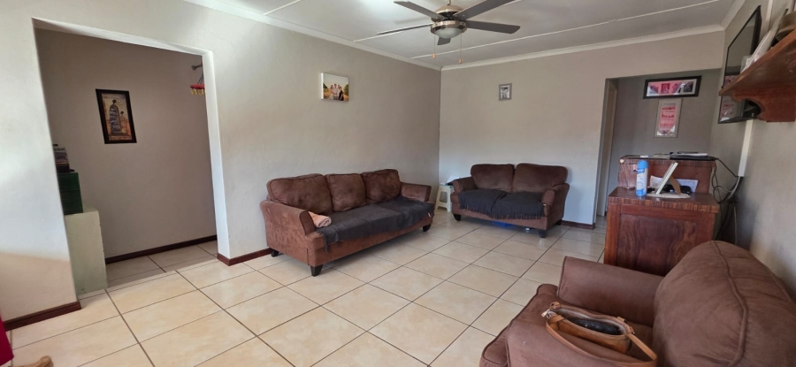3 Bedroom Property for Sale in Sandbaai Western Cape